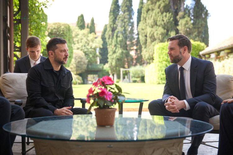 Diskutime të frytshme për paqen mes Zelenskyt, Vance dhe Rubios