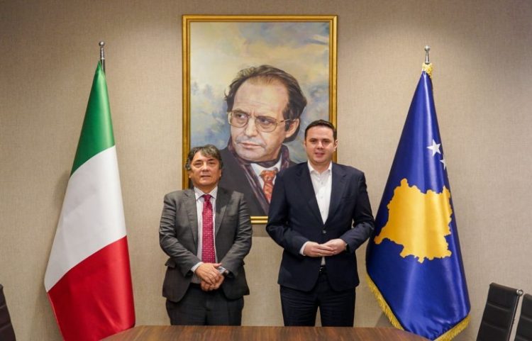 Abdixhiku: Italia, mbështetëse e fuqishme e shtetndërtimit të Kosovës