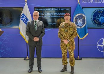 Komandanti i KFOR-it pret shefin e OSBE-së në Kosovë, diskutuan për sigurinë e dialogun