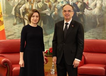 Presidenti Begaj pret presidenten e Moldavisë: Forcojmë marrëdhënien
