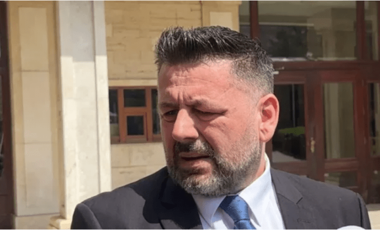 Bekë Berisha: Nuk ka nevojë Abdixhiku me më thirr për qeveri me Kurtin, me dashtë e bëj vet