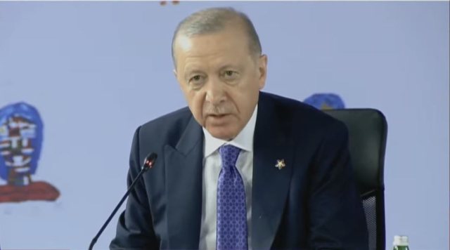 ‘Bota në moment kritik’, Erdogan mesazhe të forta nga Tirana: Duhet të mos përçahemi, bashkë jemi më të fortë!