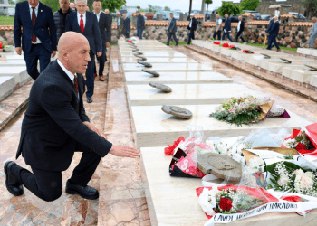 28 vjetori, Ramush Haradinaj përkujton vëllanë e tij, Luanin