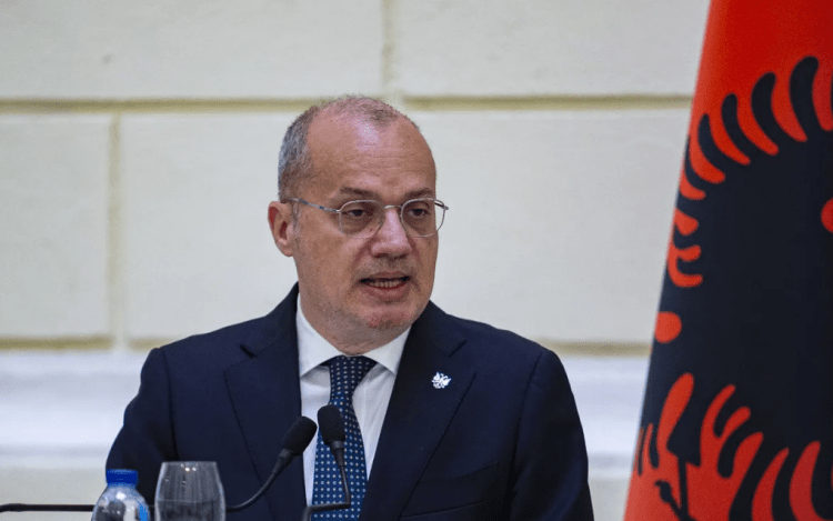 Hasani në Sarajevë: Shqipëria kundërshton fuqimisht retorikën separatiste në Bosnjë e Hercegovinë