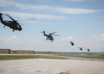 ‘Zbaton mandatin’, trupat ajrore të SHBA-së, Zvicrës e Hungarisë ngrenë helikopterët në Bondsteel