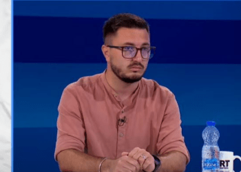 In*cidenti me maturantë në veri, Boshnjaku: Provokimet filluan me simbolin e “tre gishtave”