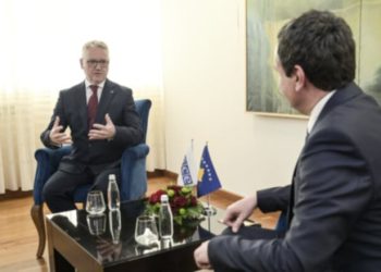Kryeministri Kurti u takua me Shefin e ri të Misionit të OSBE-së në Kosovë, Gerard McGurk