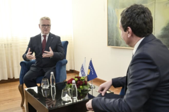 Kryeministri Kurti u takua me Shefin e ri të Misionit të OSBE-së në Kosovë, Gerard McGurk