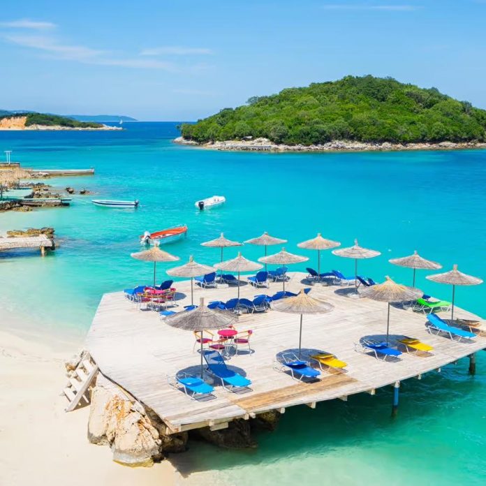 Media spanjolle ‘Huffington Post’: Shqipëria, zgjedhja perfekte për pushime