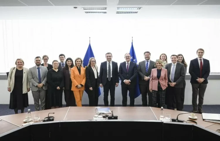 Kryeministri takon delegacionin e Kongresit amerikan dhe Atlantic Council