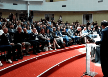 Kurti: Duam qeveri normale, jo qeveri tranzitore dhe të përkohshme