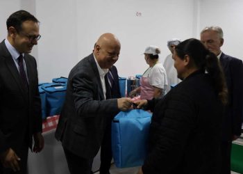 Hapet kuzhina popullore në Prishtinë ku do të ushqehen falas 200 persona në ditë (Foto)