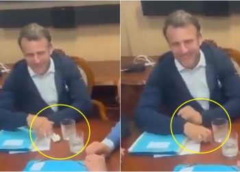 Zbulohet e vërteta pas videos së Emanuel Macronit me “qesen e bardhë” në tren