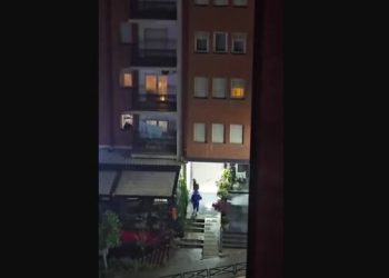 Të shtënat në mesnatë në “Mati 1”: Persona të ar*matosur shkaktuan panik dhe dëme materiale, ende s’ka të arrestuar