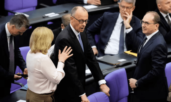 Merz dështoi t’i marrë votat në raundin e parë për t’u bërë kancelar, çka ndodh tash?