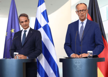 Merz mesazh të fortë Rusisë: Kufijtë e Evropës nuk ndryshohen me armë, vizita jonë në Kiev nuk duhet të nënvlerësohet