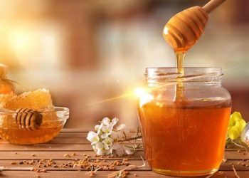 Jo vetëm ushqim i mirë, por dhe ‘ilaç bimor’ për lëkurën, ja përfitimet që jep mjalti