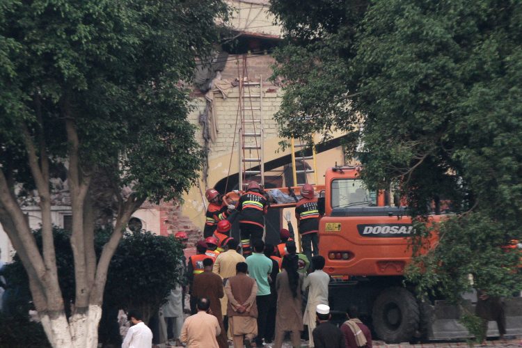 Pakistani: Të paktën 26 të v*rarë si pasojë e sulmeve me raketa të Indisë
