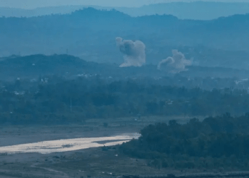 Në prag lufte, India dhe Pakistani shkëmbejnë sulme me raketa në bazat ushtarake