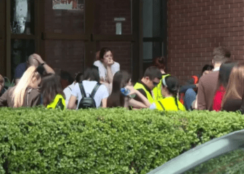 Vazhdojnë protestat studentore në Serbi, bllokohen institucionet kyçe në disa qytete 