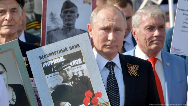 Manipulimi i Ditës së Fitores nga Putini dhe një histori me shumë të panjohura