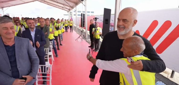 ‘Clark ishte shpëtimtar i yni’, Rama: Shpëtimtar i juaj ishte UÇK me komandantin e madh Hashim Thaçi