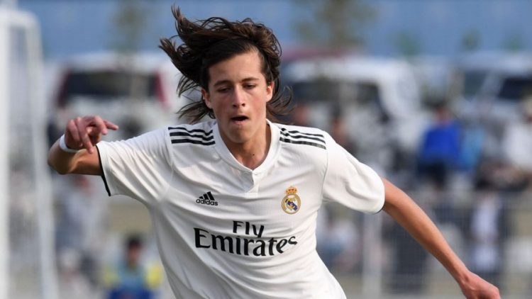 Pas Alexander-Arnold dhe Huijsen, Reali përgatit goditjen e radhës në mbrojtje