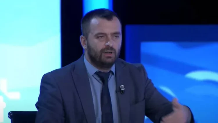 Rexhaj: Kam shpresë që Kurti dhe Limaj do të merren vesh për qeverinë