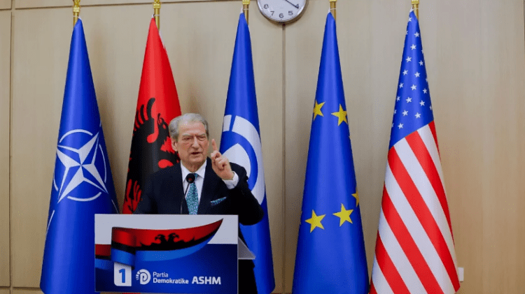 Pse mbeti Meta jashtë Parlamentit? Ja si përgjigjet Sali Berisha