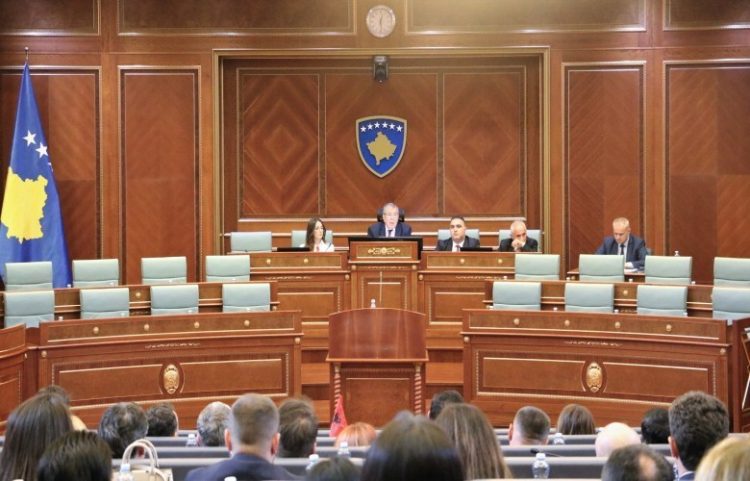 Deputetët e Kuvendit të Kosovës mblidhen sot për të dhjetën herë radhazi në përpjekje për ta konstituuar Kuvendin
