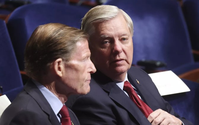 Projektligji i Senatit Amerikan mund të shk*atërrojë Rusinë, por edhe të dëmtojë BE