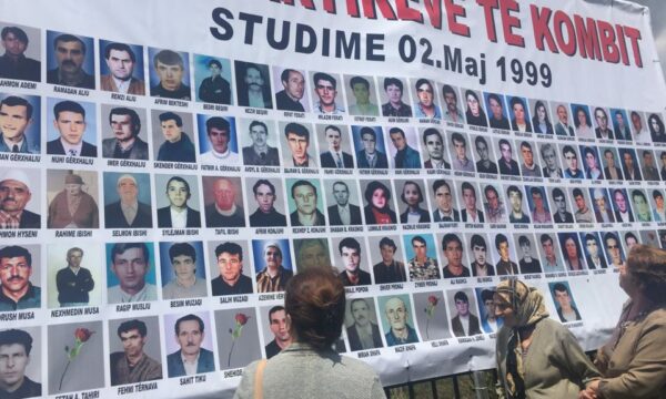 26 vjet nga ma*sakra e Studimes së Vushtrrisë