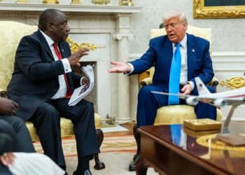 “Më vjen keq, s’kam avion për t’iu dhuruar”, ironi e përplasje mes Trump e Ramaphosa