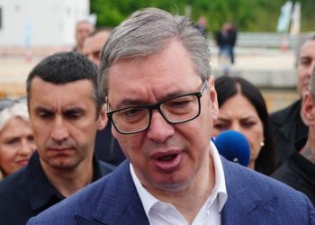 Vuçiq për vizitën në Moskë: Shpresoj që BE të më ndëshkojë mua jo Serbinë