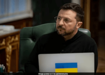 Zelensky: Rusia i ka mbledhur 50.000 trupa për një ofensivë kundër Ukrainës