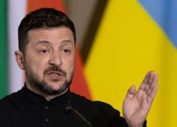 Reagon Zelensky: Do ta pres Putinin në Turqi të enjten, s’ka më justifikime