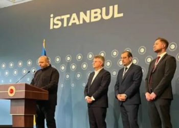 Ministri ukrainas i Mbrojtjes thotë se rusët nuk janë pajtuar për armëpushim