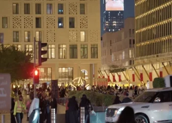 MPJ paralajmëron qytetarët shqiptarë në Gjirin Persik: Tregoni kujdes të shtuar