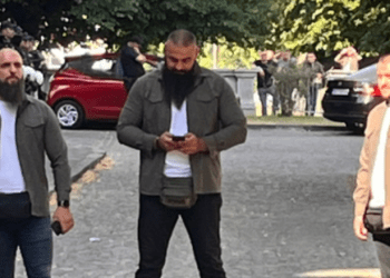 Musliu publikon videon e grupit të Radoiçiqit gjatë protestave në Serbi