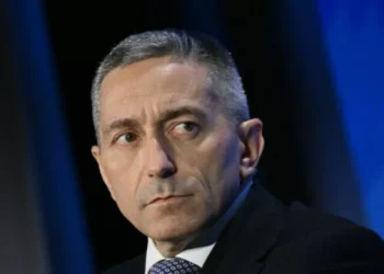 Komandanti i KFOR-it: Tensionet në veri dëshmojnë nevojën për dialog të sinqertë ndërmjet Kosovës dhe Serbisë