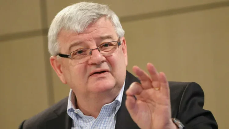 Ish-ministri i Jashtëm gjerman kërkon rikthimin e shërbimit ushtarak dhe përfshirjen e grave në ushtri