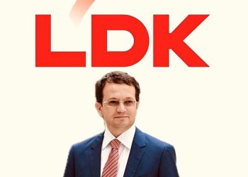 Murtezaj proteston, thotë se prezantimi i agjendës për Qeveri Uniteti po bëhet pa asnjë konsultim