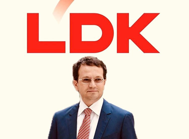 Murtezaj proteston, thotë se prezantimi i agjendës për Qeveri Uniteti po bëhet pa asnjë konsultim