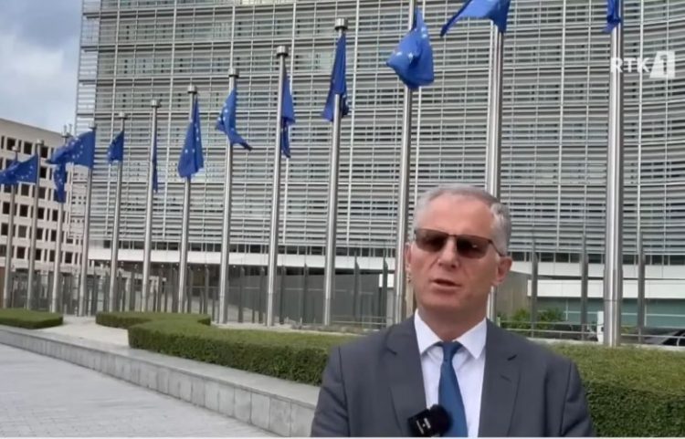 Bislimi: Sorensen, vizion të qartë për dialogun, Serbia po saboton procesin