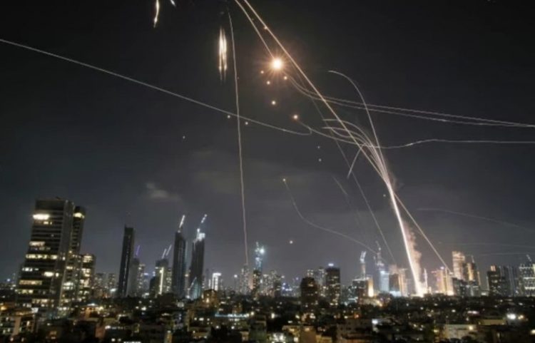 Irani fillon su*lmet ndaj Izraelit