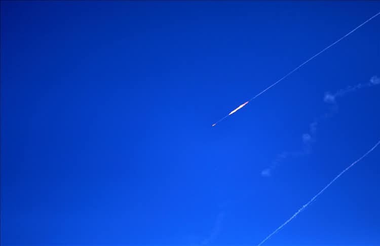 Irani lëshon paralajmërim evakuimi për selinë e transmetuesit izraelit Channel 14