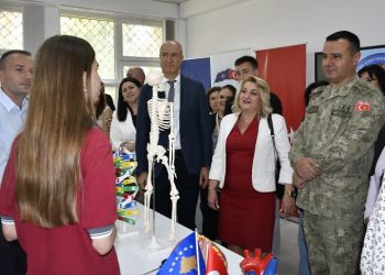 Ushtria turke vazhdon të mbështesë arsimin në Kosovë
