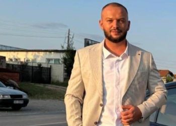 Ky është i riu që vd*iq pas vetaks*identit në autostradën “Arbën Xhaferi”