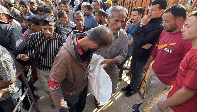 Izraeli hap zjarr ndaj palestinezëve që po merrnin ndihma humanitare, 30 të vrarë dhe 150 të plagosur