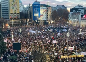 Studentët në Serbi protestojnë sot në 34 qytete